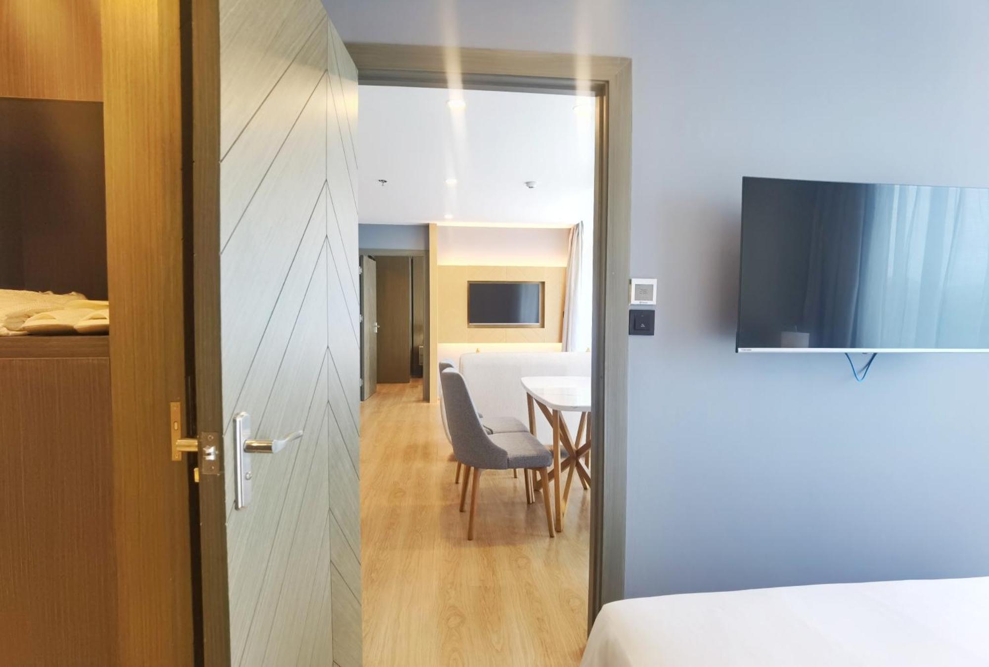 Wyndham La Vita Rawai Phuket Exterior photo