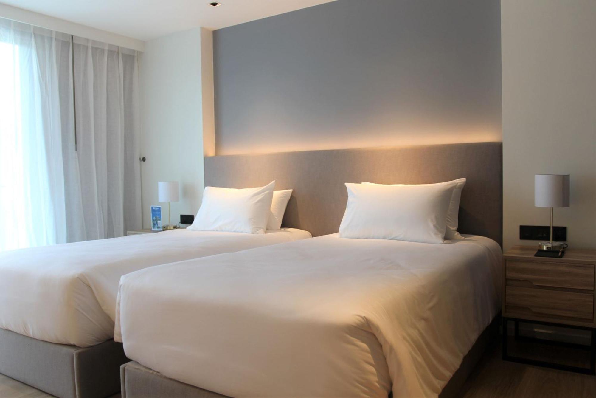Wyndham La Vita Rawai Phuket Exterior photo
